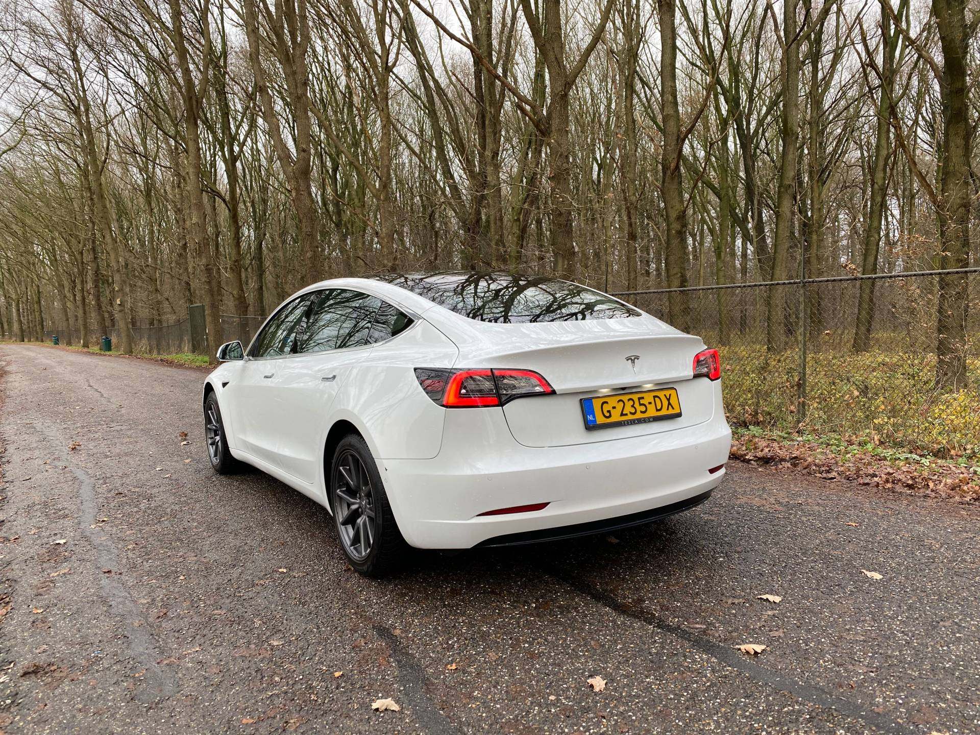 TESLA MODEL 3 LEASE SWAP