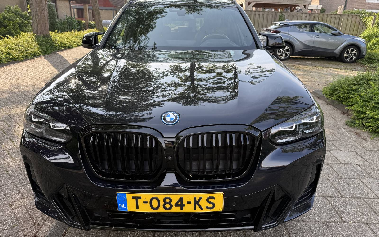 BMW iX3 T-084-KS2.jpg