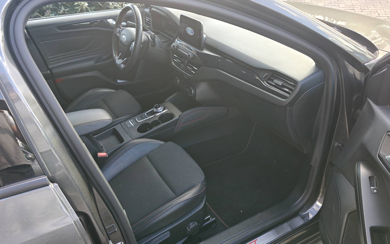 Ford Focus_4.jpg