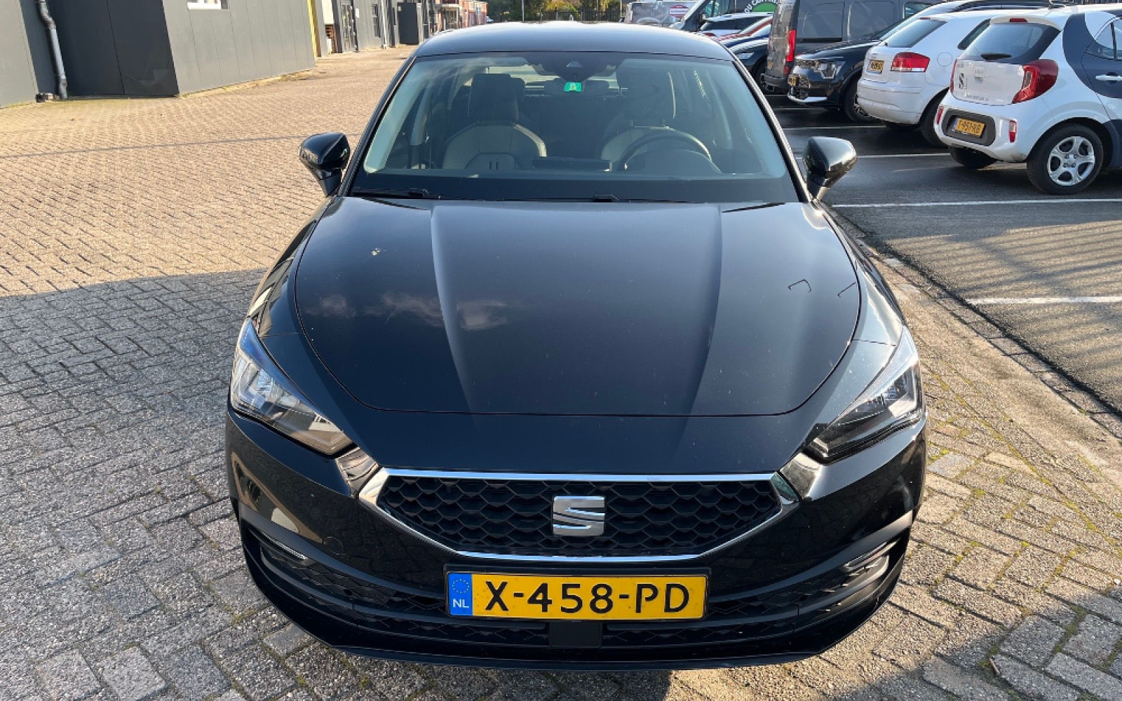 Seat_Leon_HB_X458PD_fmkGZ9HE.png