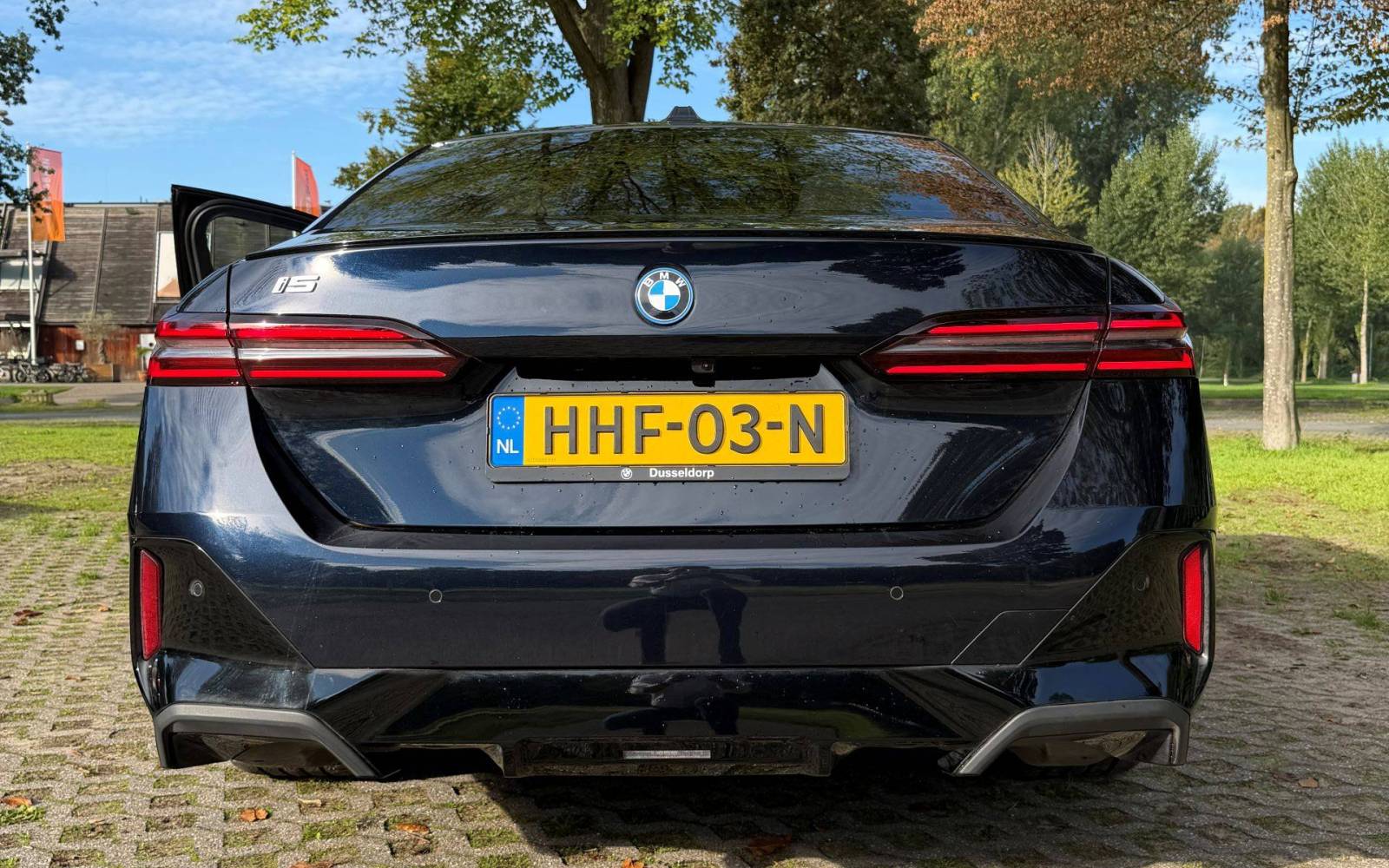 7. BMW res.jpg