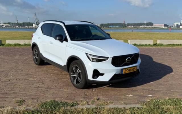 volvo1.jpg