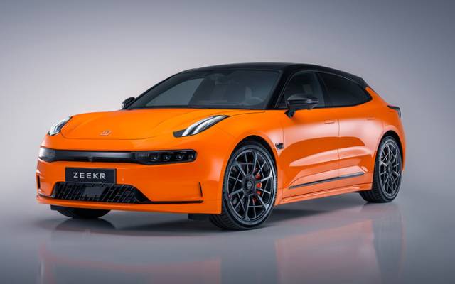 zeekr_001_sportedition_orange_3-4_front.jpg