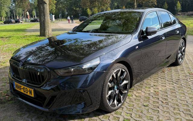 4. BMW res.jpg