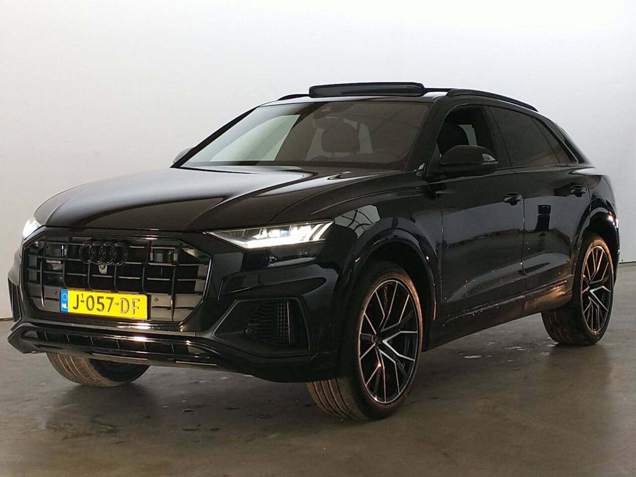 Audi Q8 leasecontract