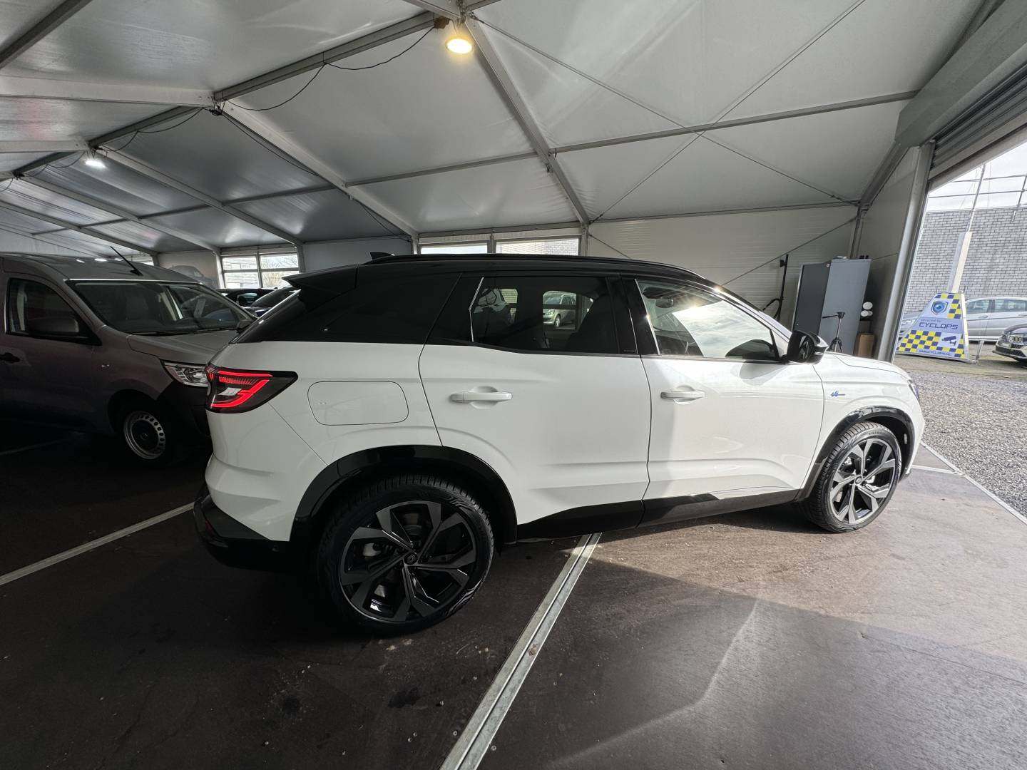 Renault Austral 1.2 E-Tech HEV (Hybrid) 2