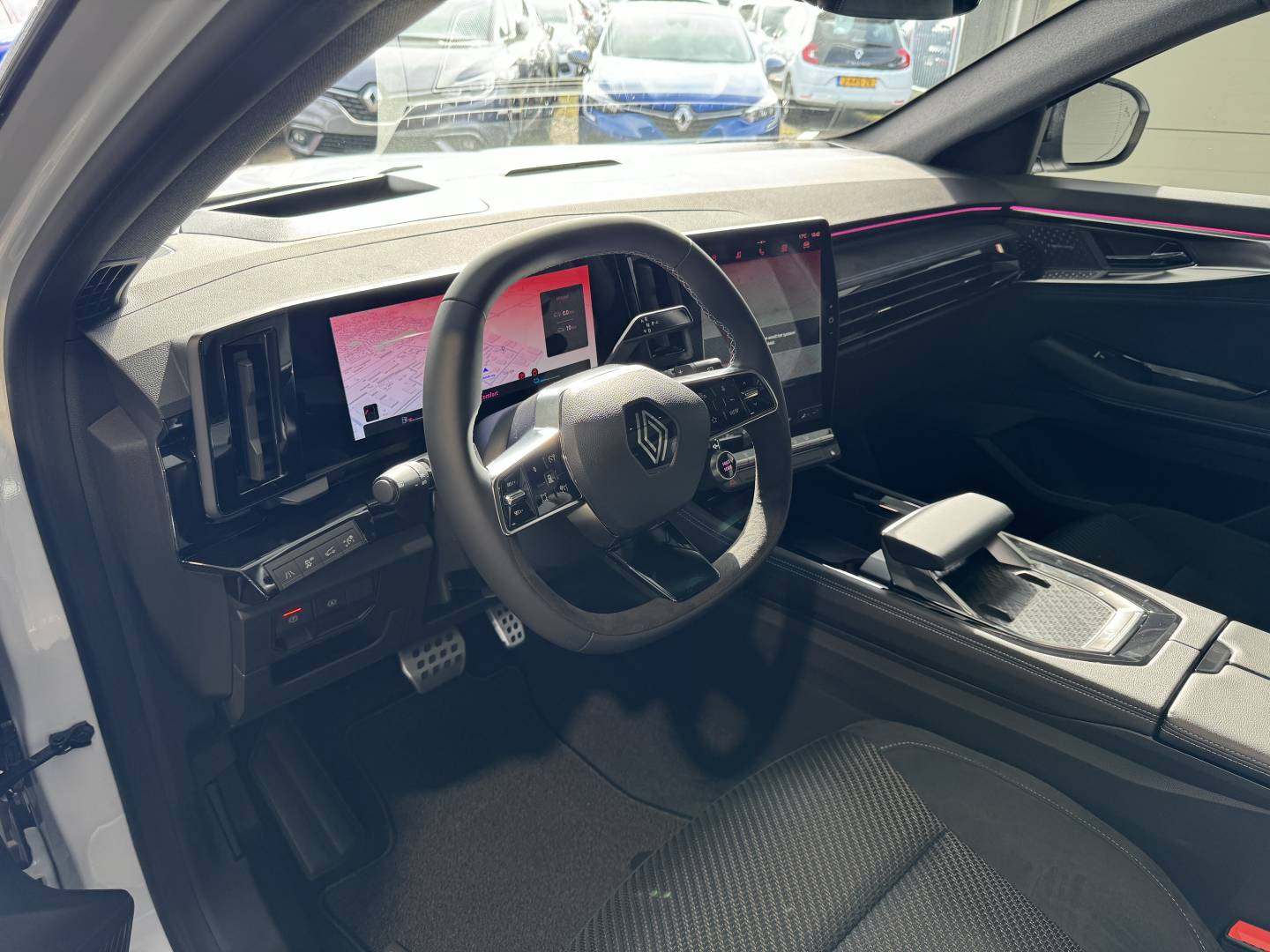 Renault Austral 1.2 E-Tech HEV (Hybrid) 6