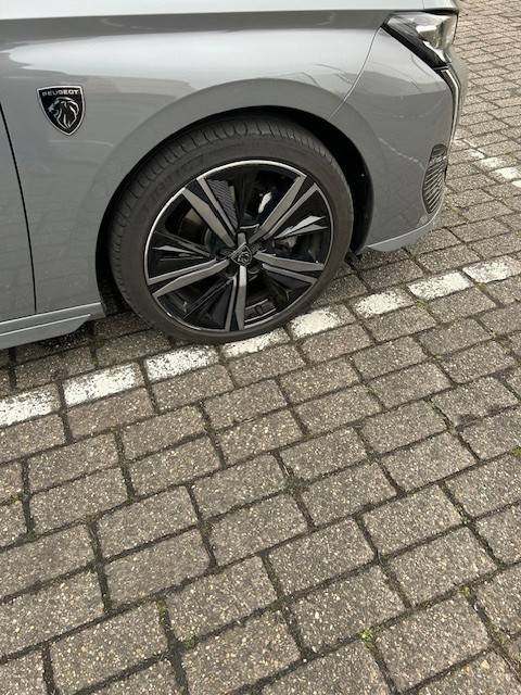 Peugeot 308 SW_3.jpg