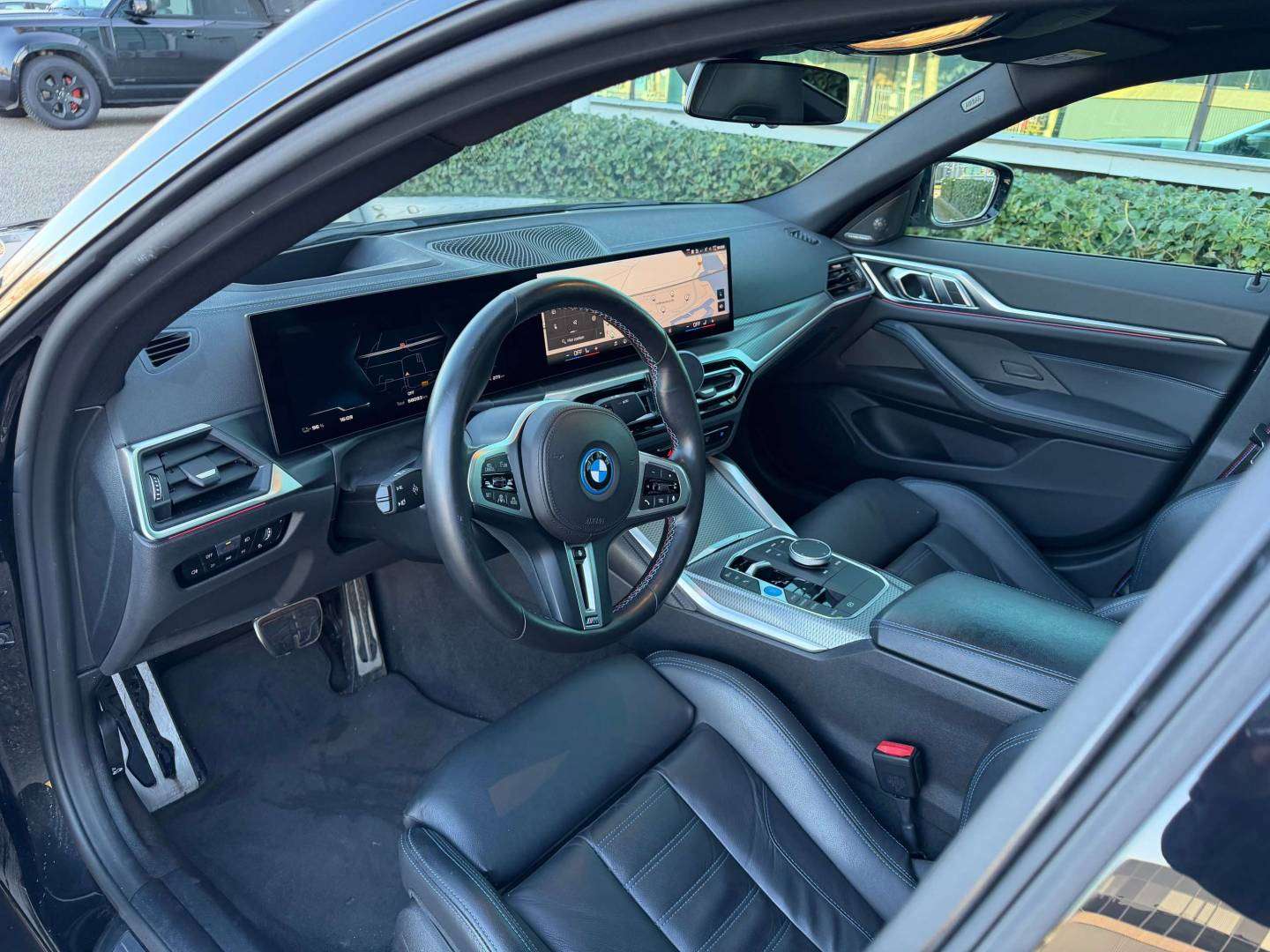 BMWi47.jpg