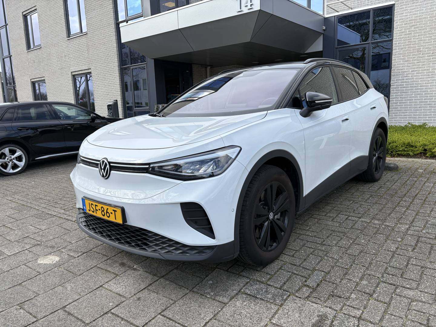 Volkswagen ID.4.1.jpg