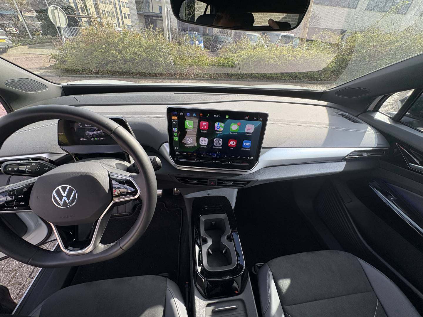 Volkswagen ID.4.7.jpg