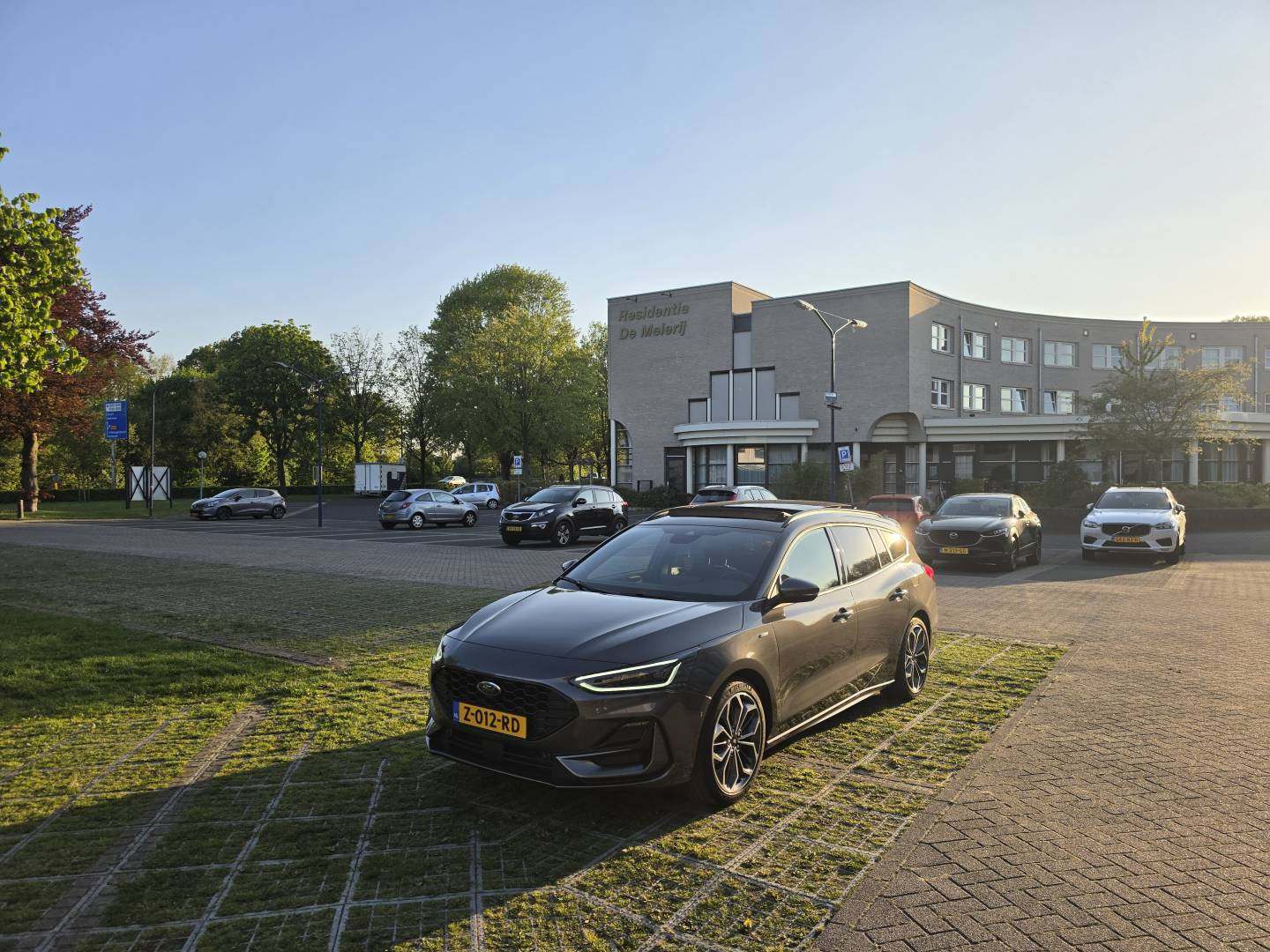 Ford Focus Wagon1.jpg