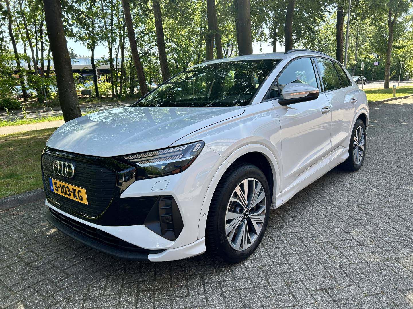 Audi Q4 e-tron_1.jpg