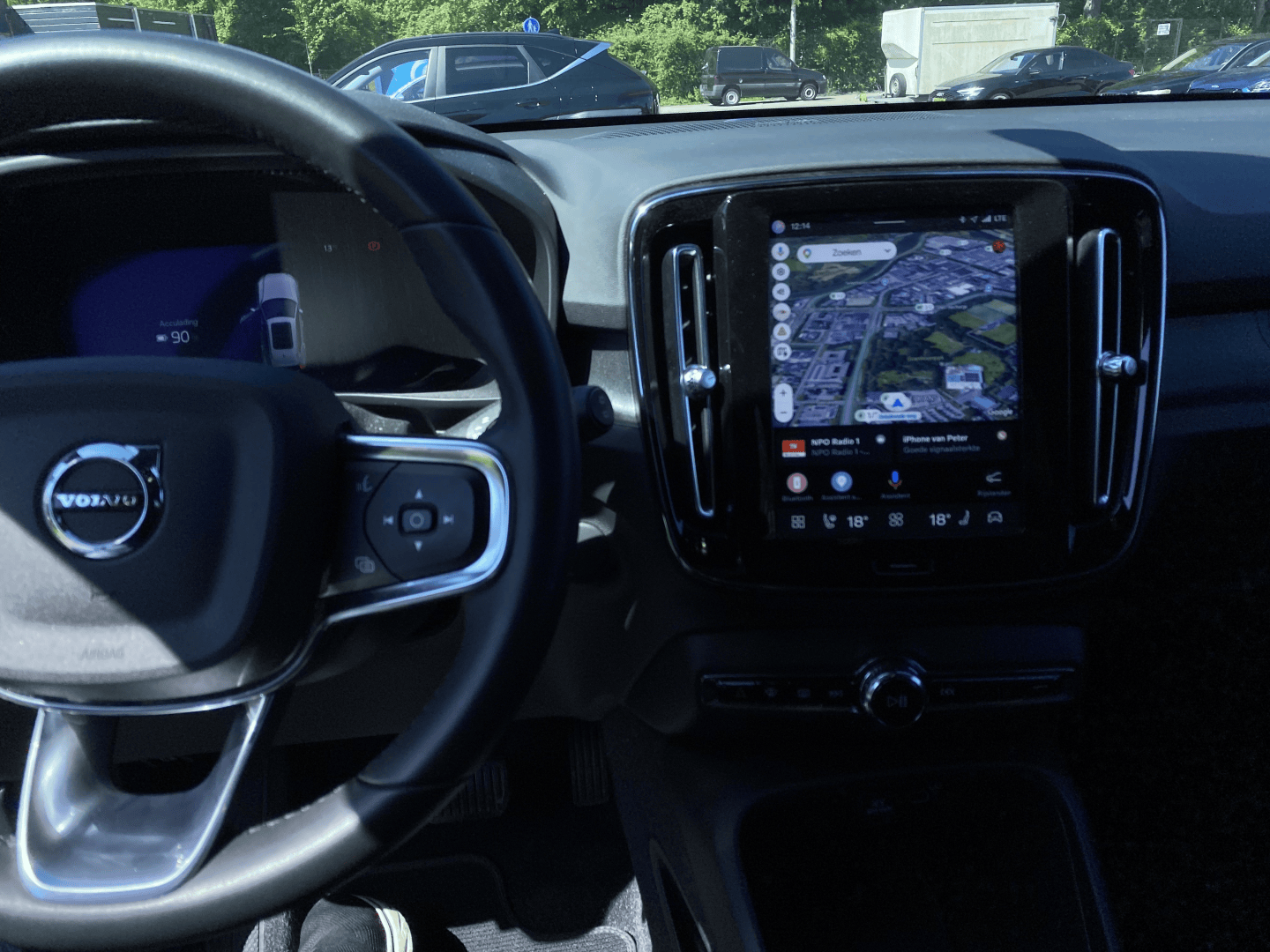 VOLVO XC40 RECHARGE_7.png