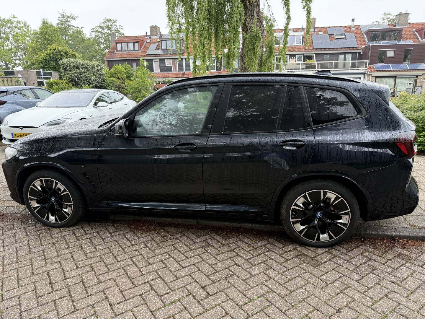 BMW iX3 T-084-KS9.jpg