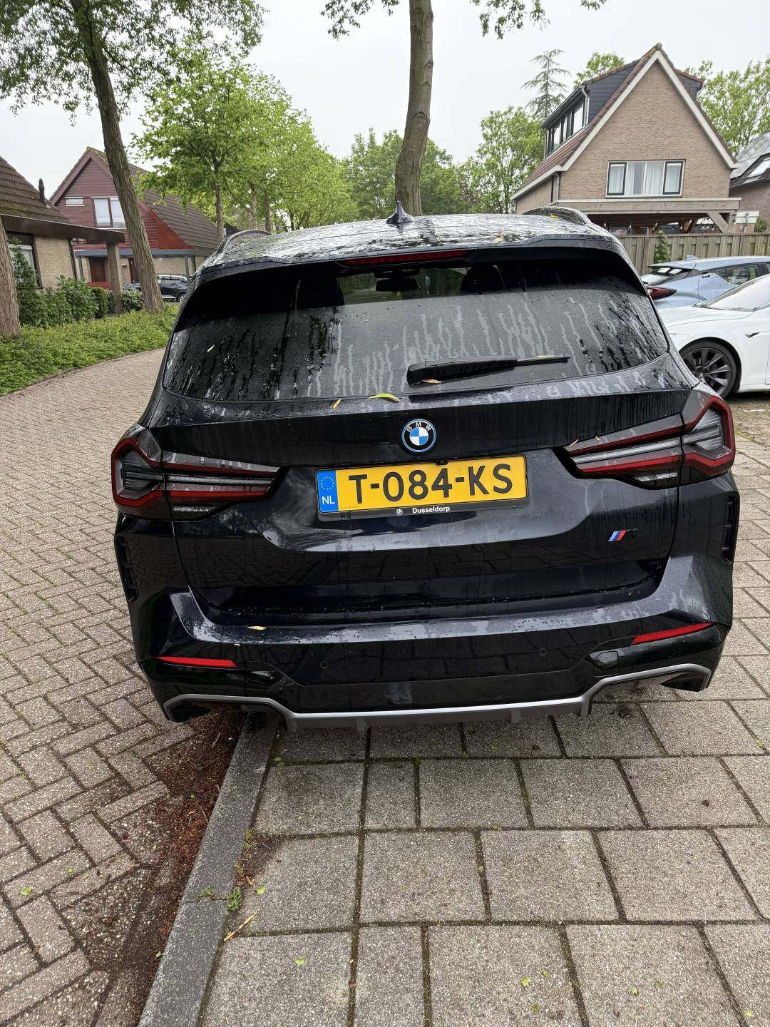 BMW iX3 T-084-KS4.jpg