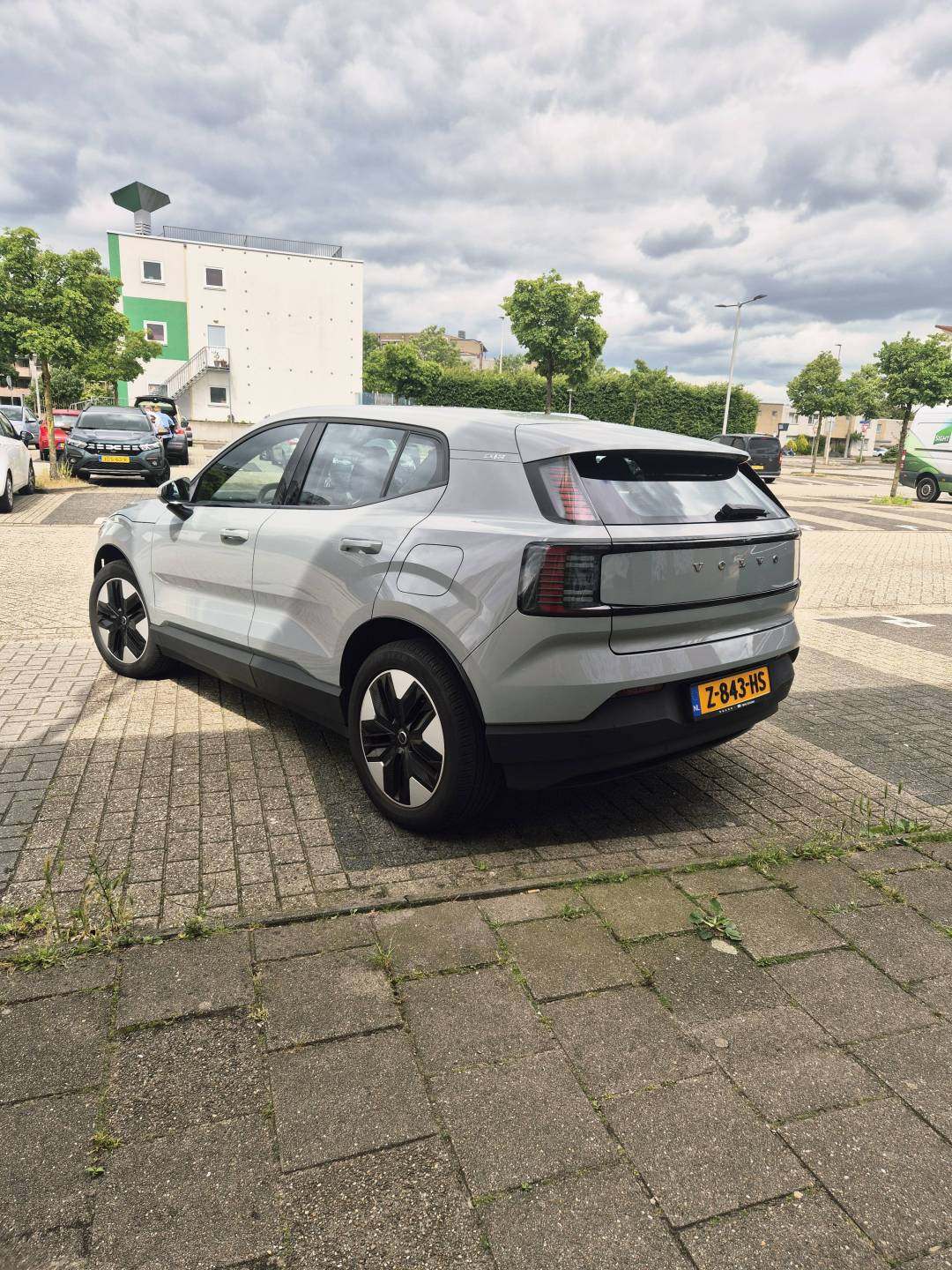 volvo1.jpg