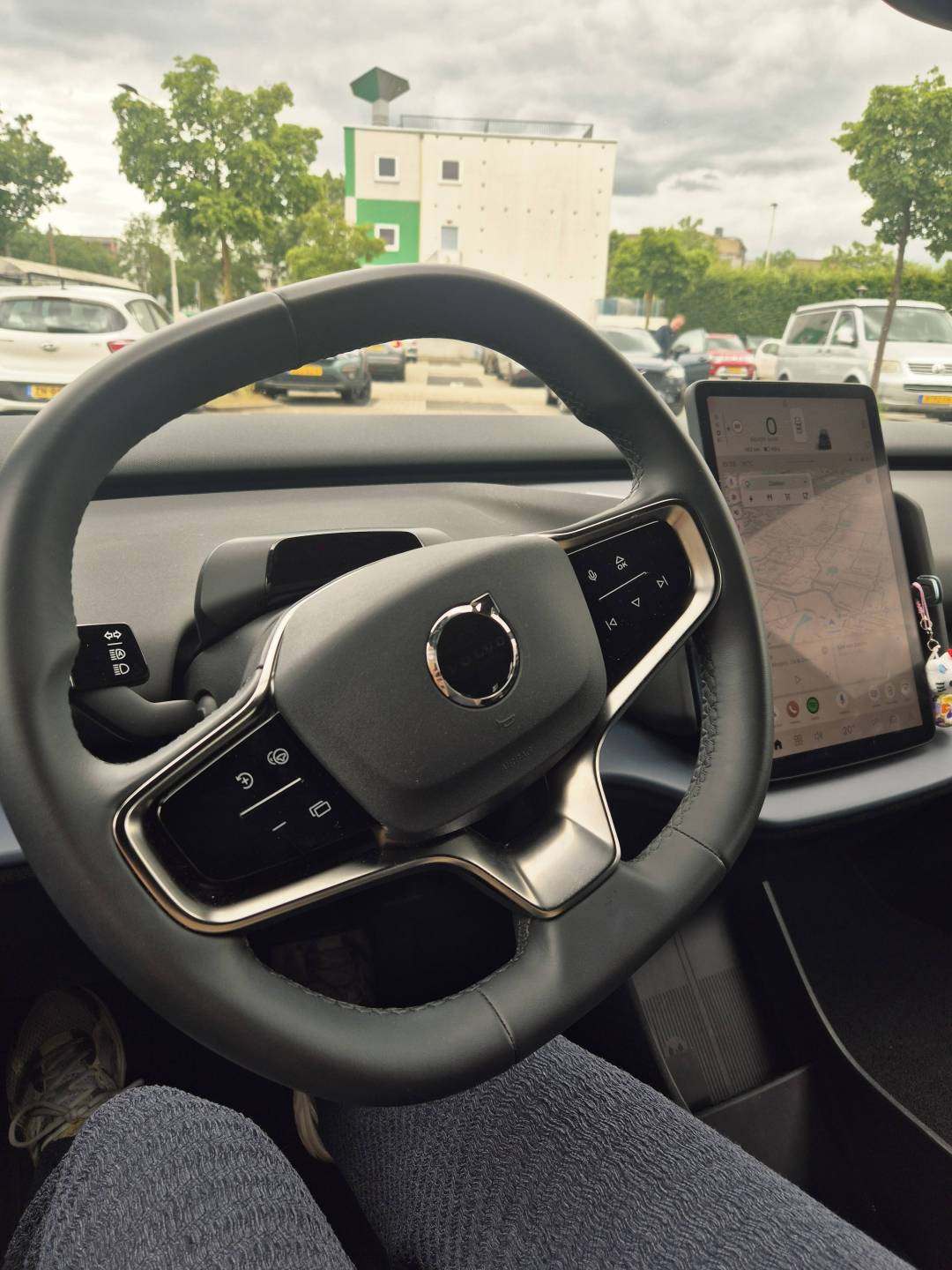 volvo4.jpg