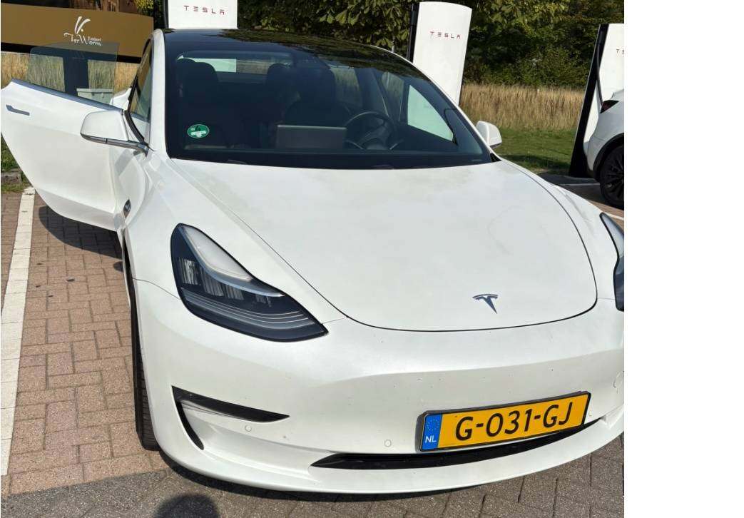tesla2.jpg