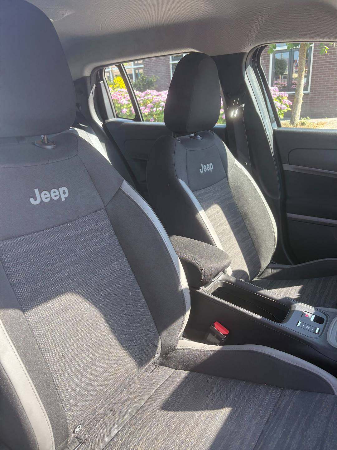 jeep2.jpg