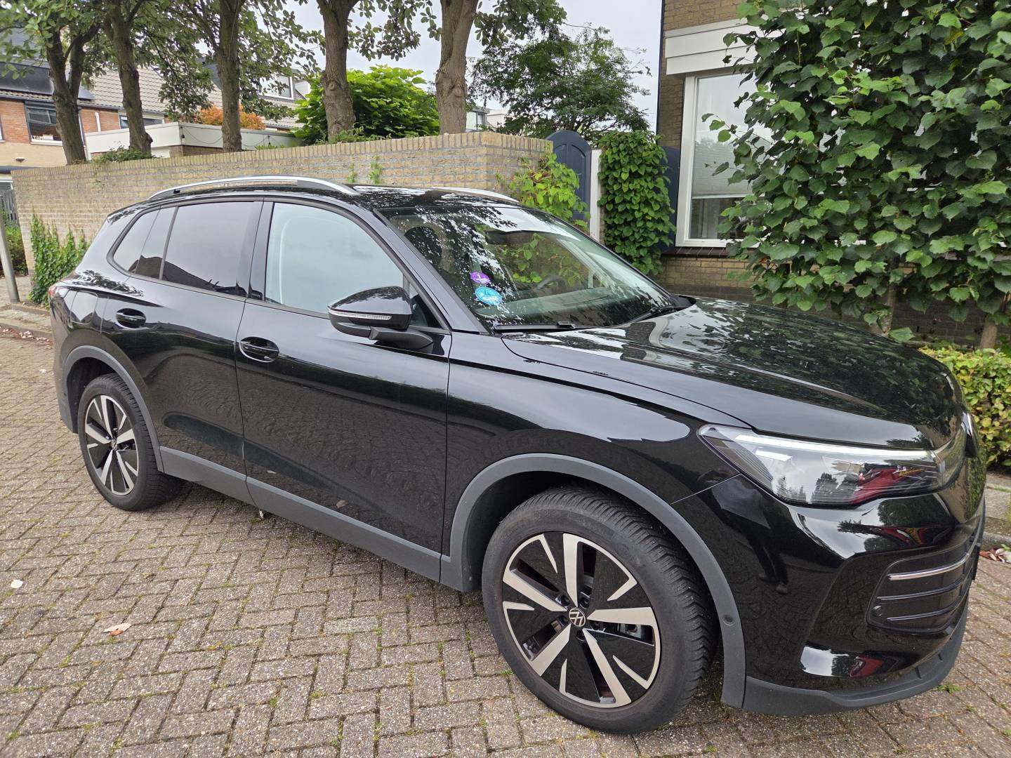 VW Tiguan Hybrid_2.jpg