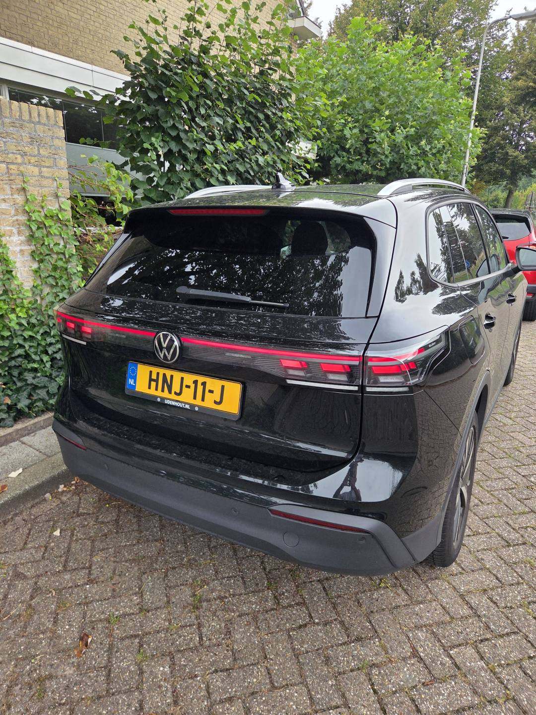 VW Tiguan Hybrid_4.jpg