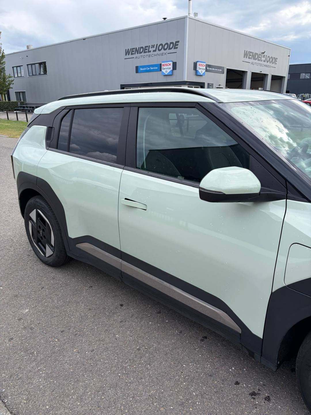 Kia EV3.8.jpg