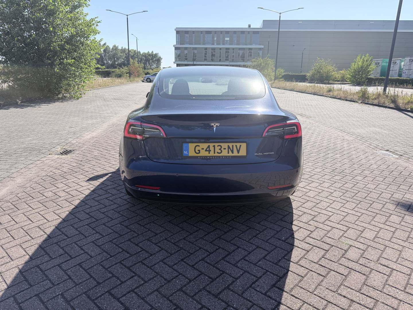 Tesla5.jpg