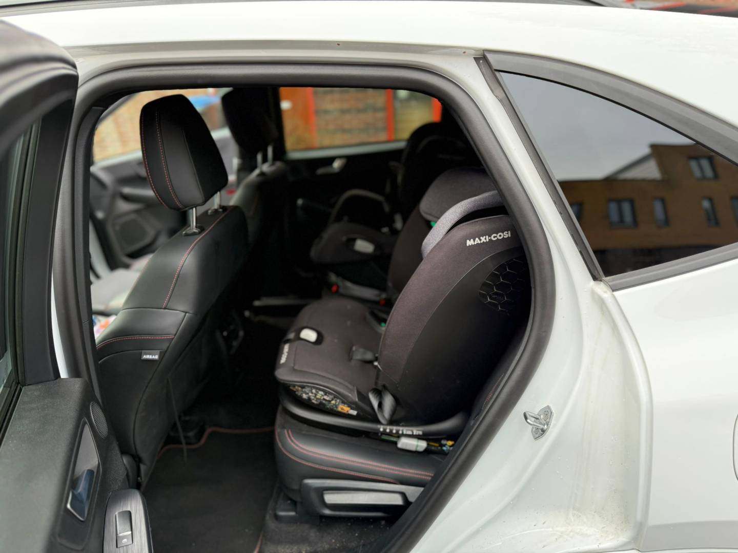 WhatsApp Image 2026-03-27 at 15.19.21 (4).jpeg