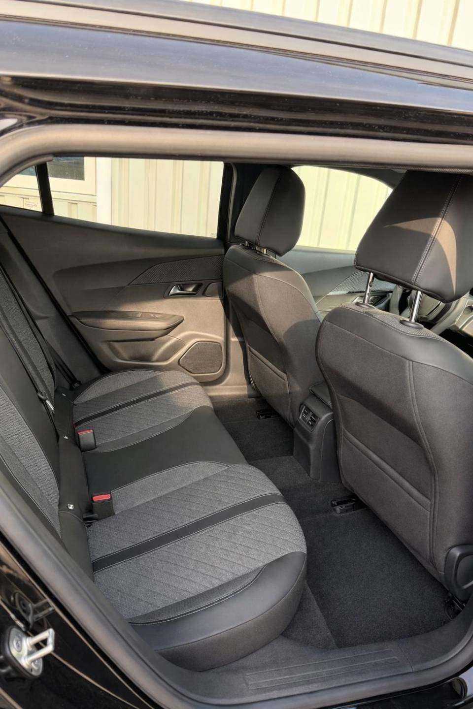 WhatsApp Image 2026-02-03 at 15.06.52 (1).jpeg