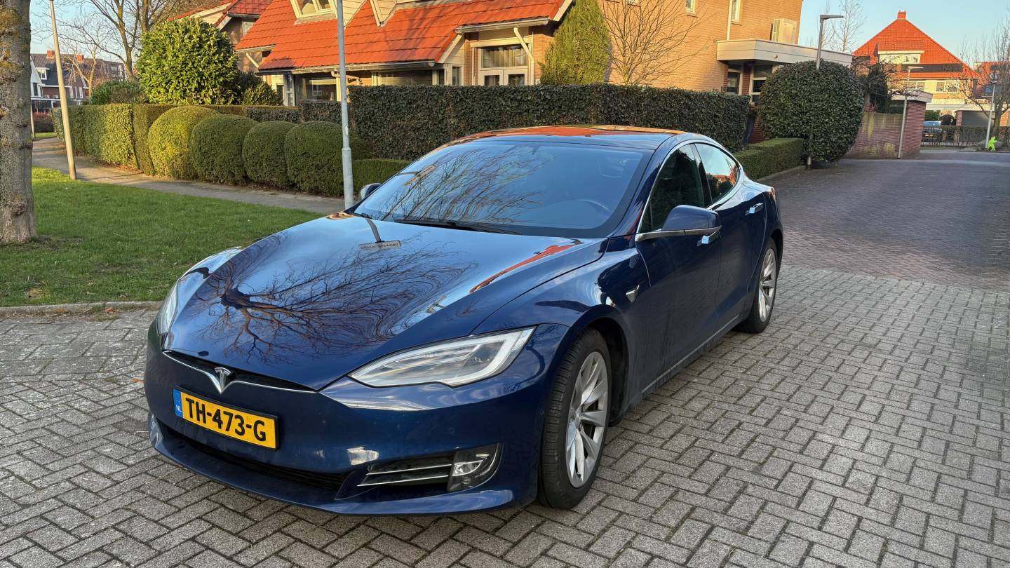 Auto rechts voor.jpeg