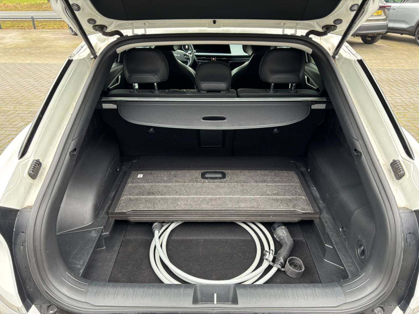 WhatsApp Image 2026-02-06 at 12.09.57.jpeg