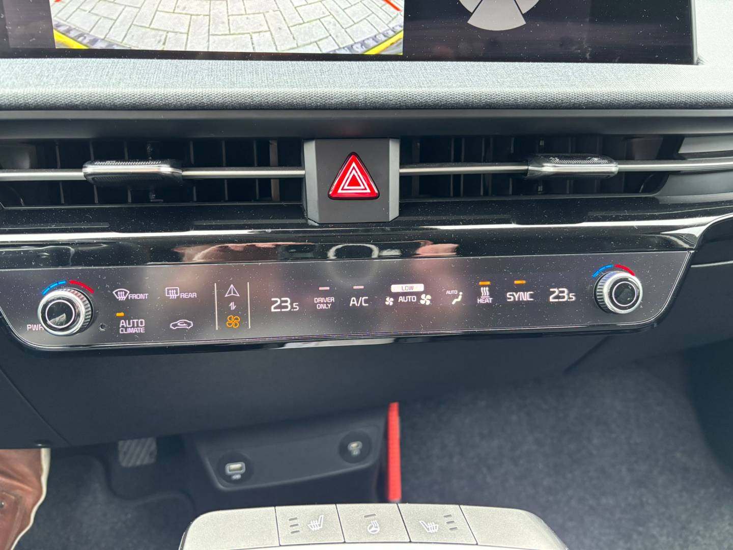 WhatsApp Image 2026-02-06 at 12.09.59.jpeg