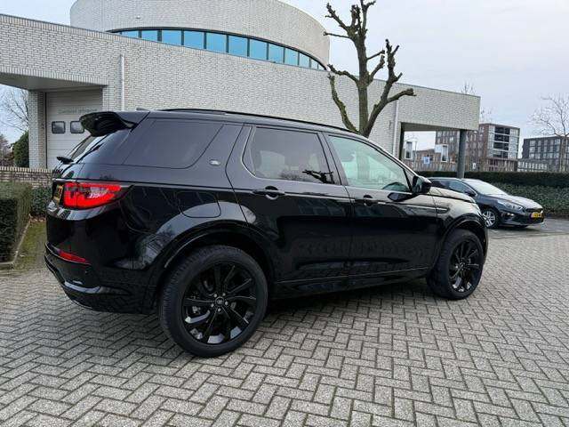 Land Rover zijkant rechts 2.jpg