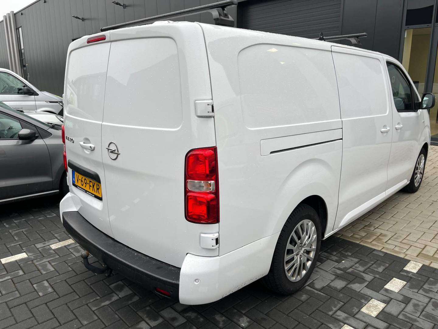 VIVARO3.jpg