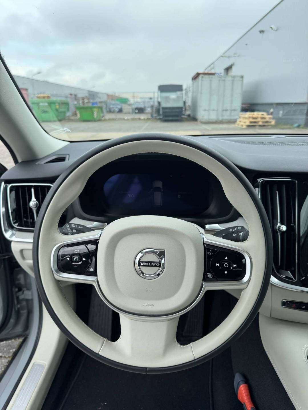 IMG_1668 Volvo V60.jpeg