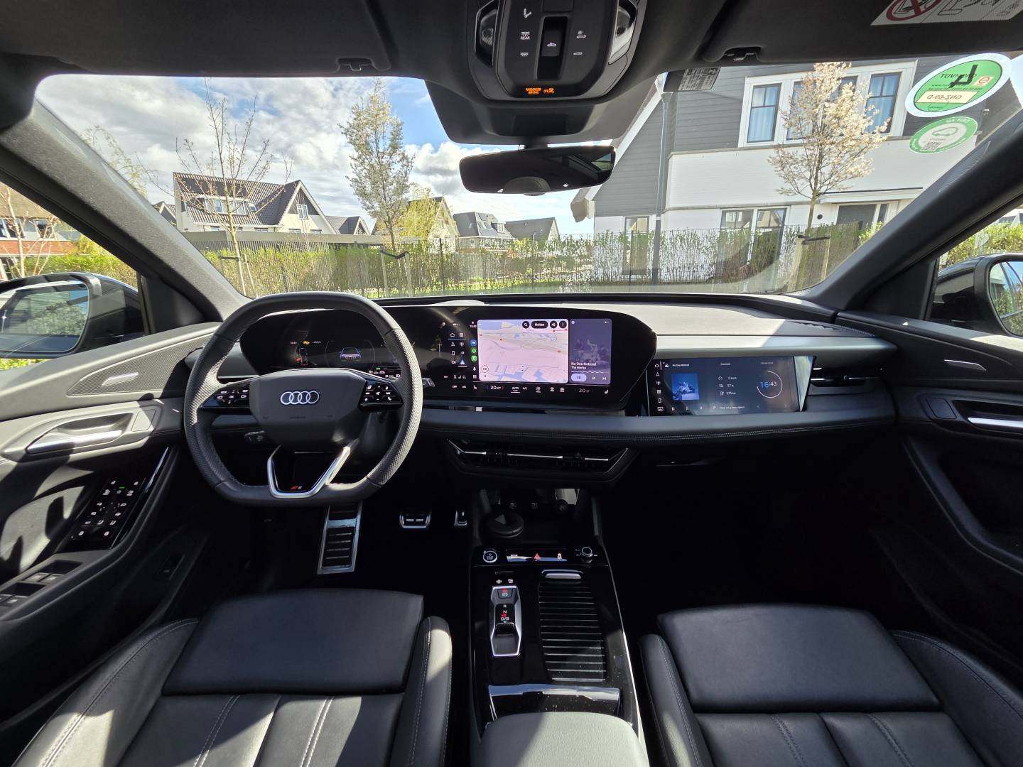 20260405_binnenkant dashboard en navigatie.jpg