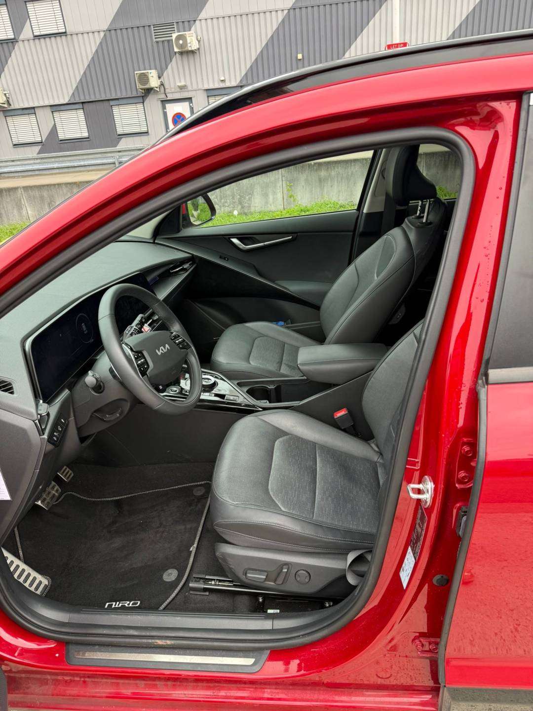 Kia_interieur_voorzijde.JPG