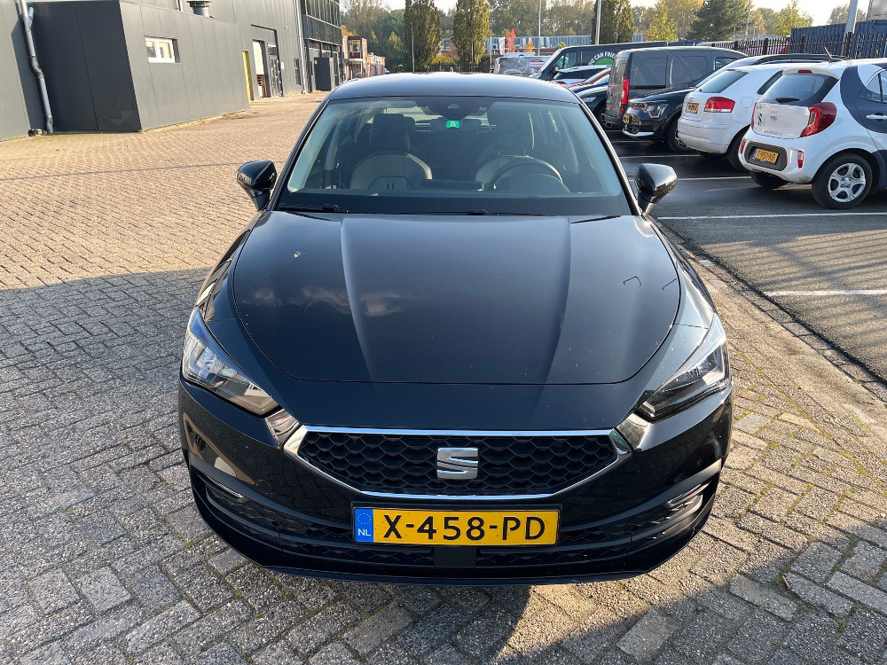 Seat_Leon_HB_X458PD_fmkGZ9HE.png