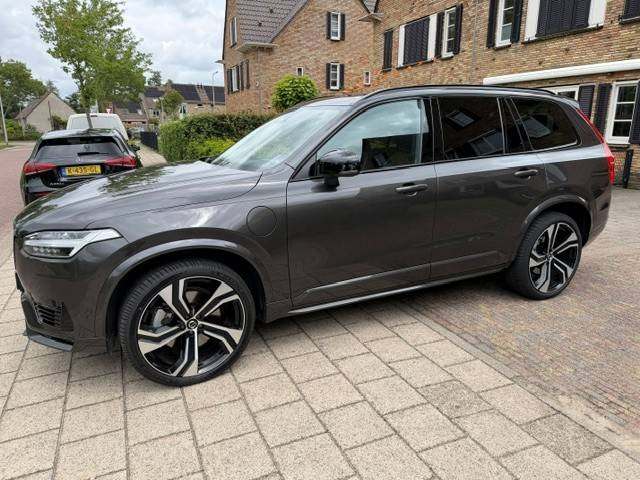 XC90 - 01.jpg
