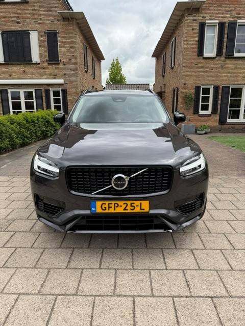 XC90 - 02.jpg