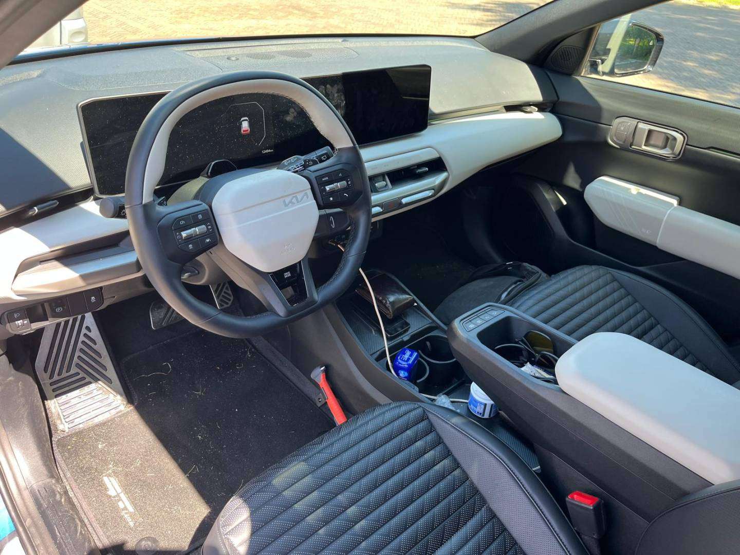 06KIA-EV4-inside-wheel.jpeg