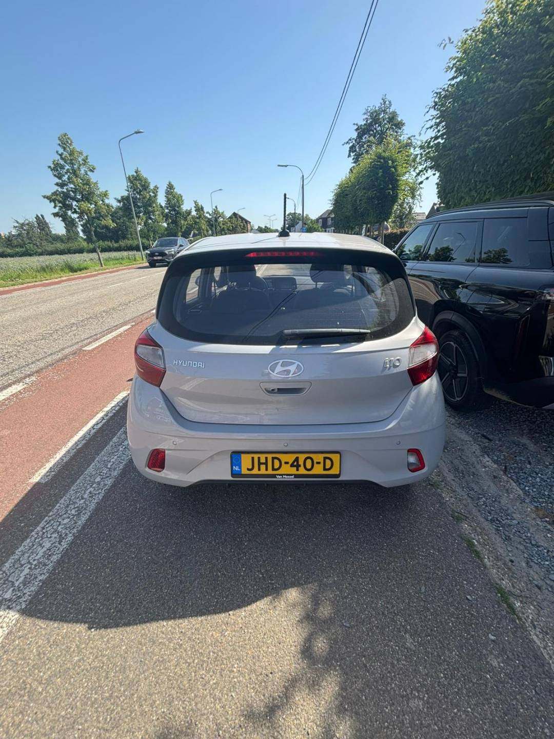 Auto 2.jpg