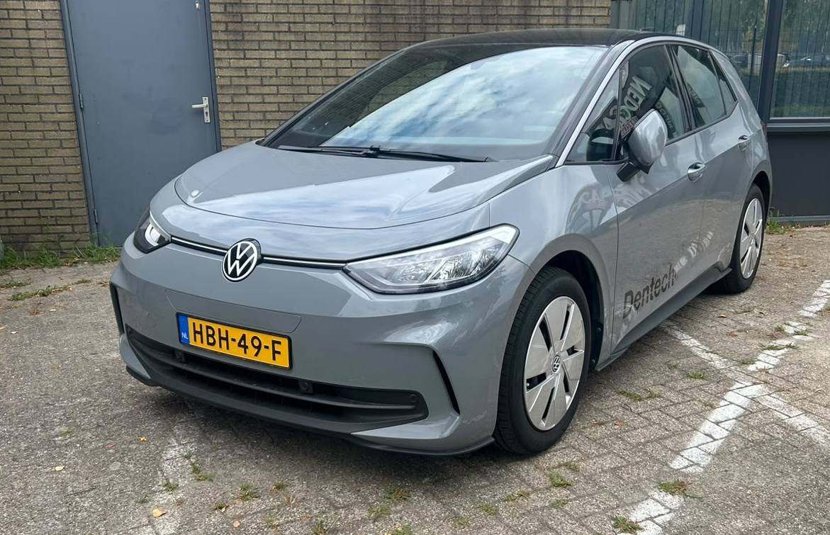 LinksVoor.jpeg