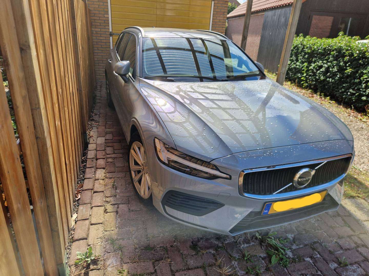 Volvo voor 2.jpeg