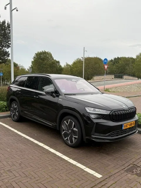 auto Skoda 1.jpg