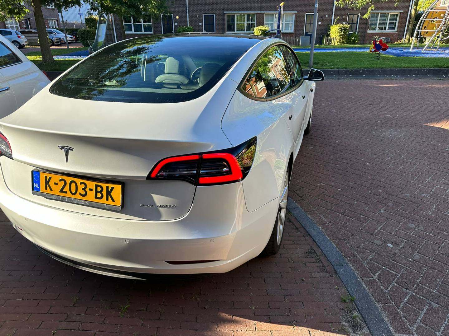 Tesla4.jpg