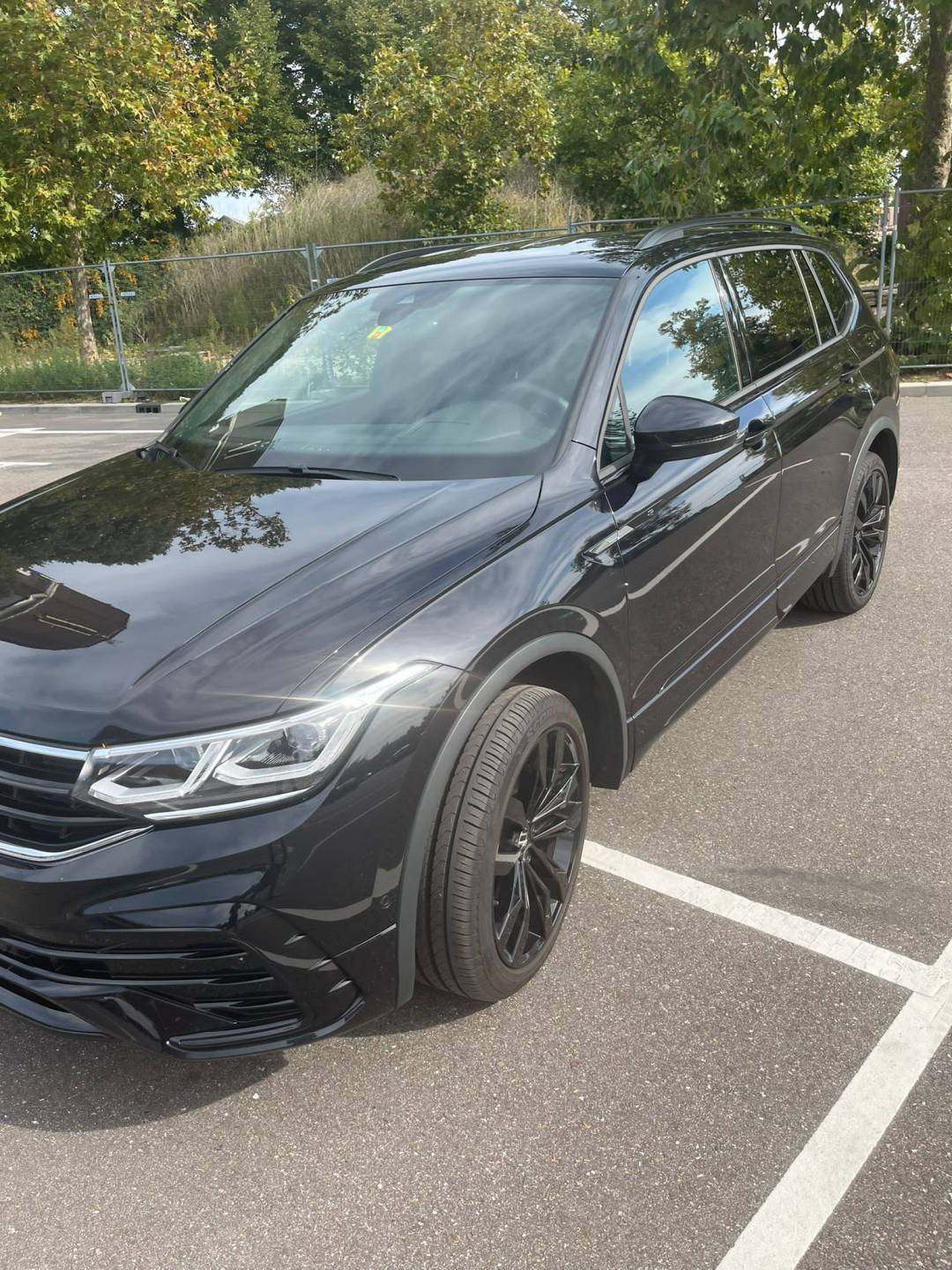 rechterzijde van voorzijde genomen.jpg