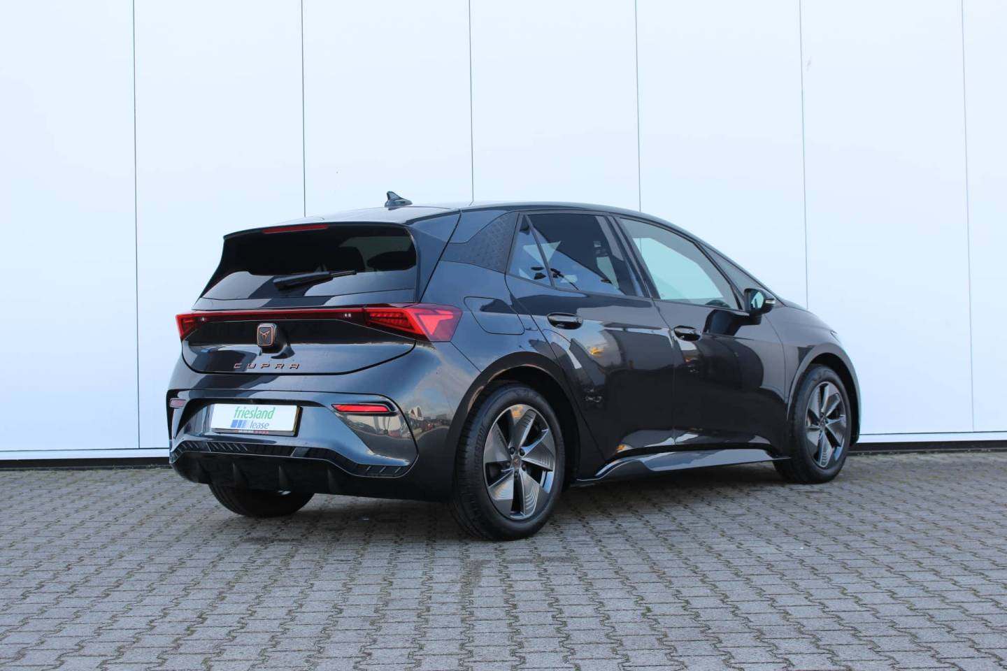 Cupra-Born-Business-Quasar-Grey (3).JPG