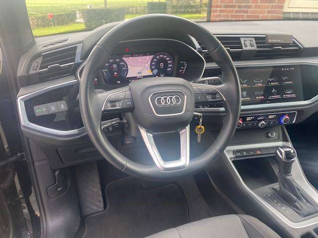 Audi interieur.jpg